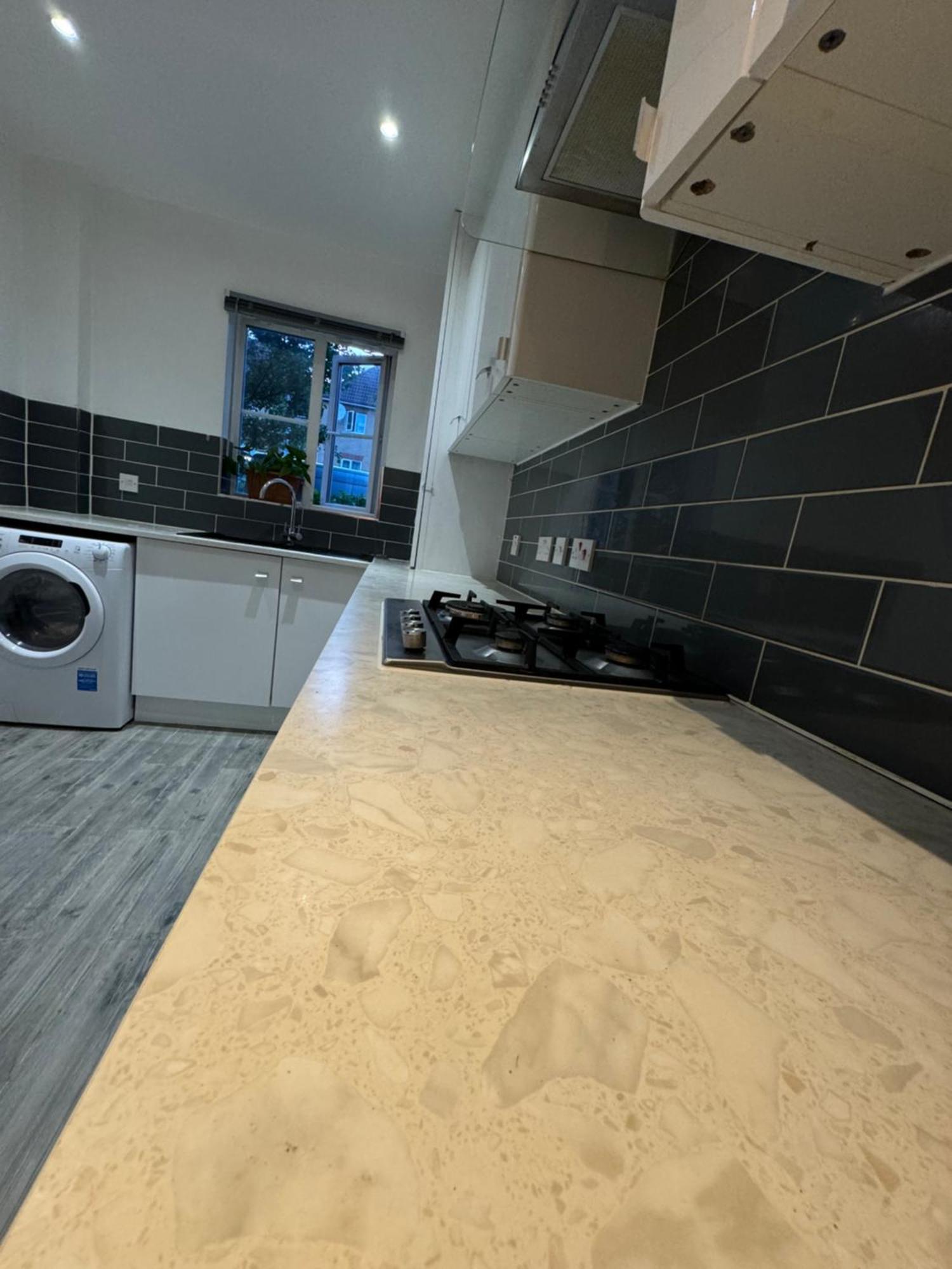 Casa vacanze Spacious 3 Bedroom Home, With Private Driveway 5 Minutes From Excel Centre & Custom House *